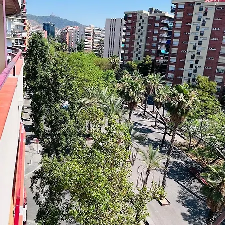 Alojamiento,les Corts *